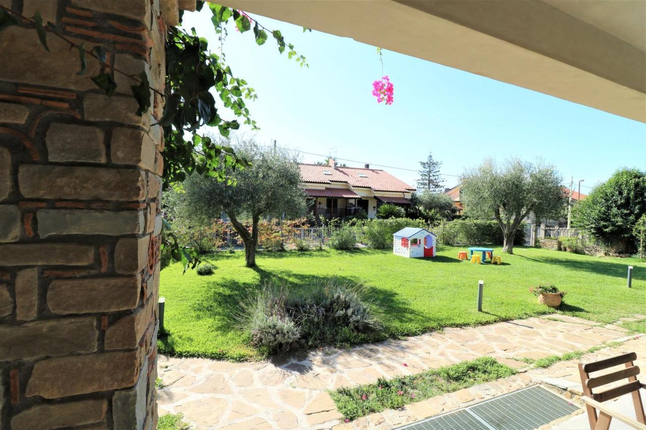 Villa Di Marinella أسشيا المظهر الخارجي الصورة