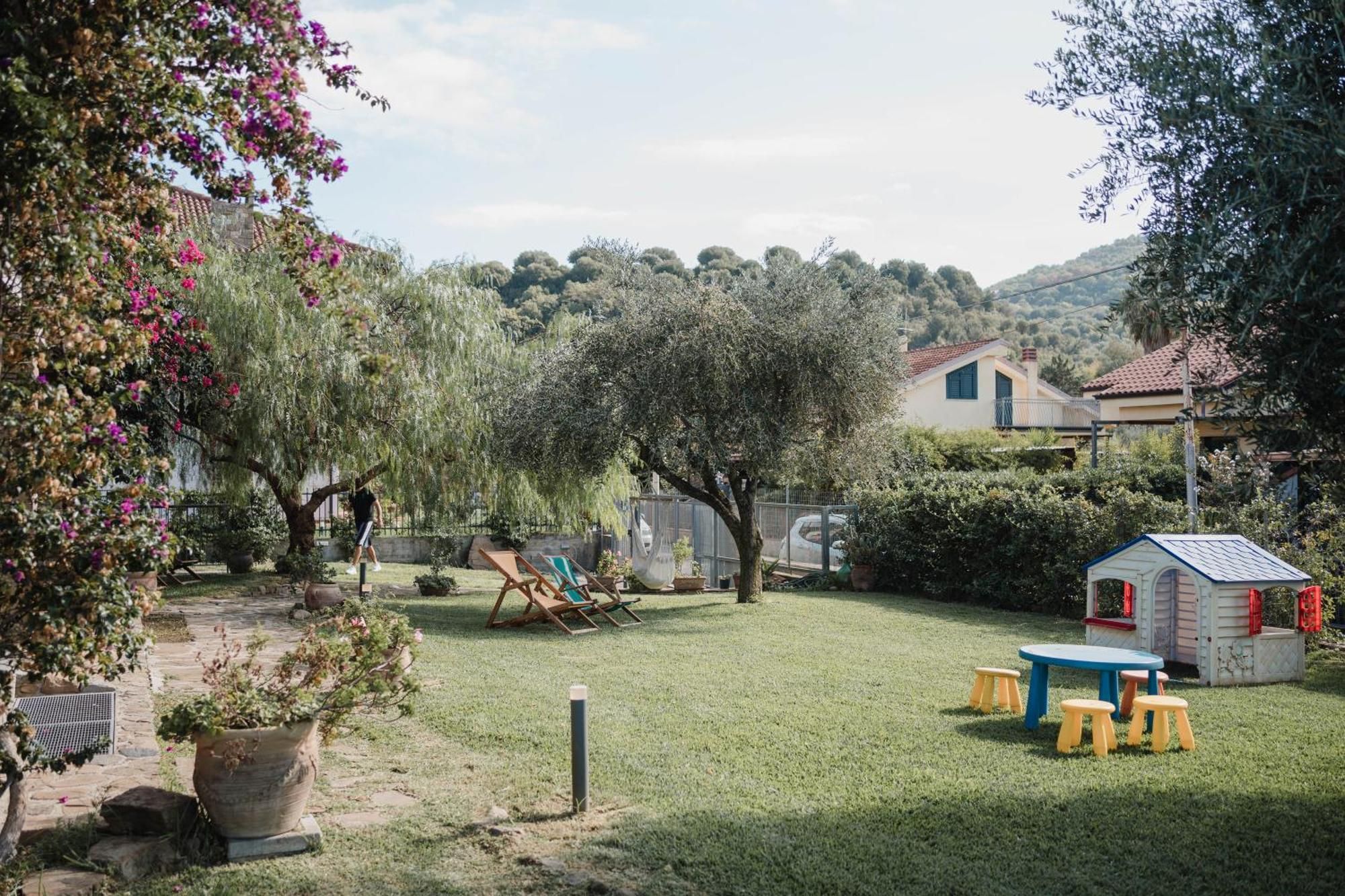 Villa Di Marinella أسشيا المظهر الخارجي الصورة