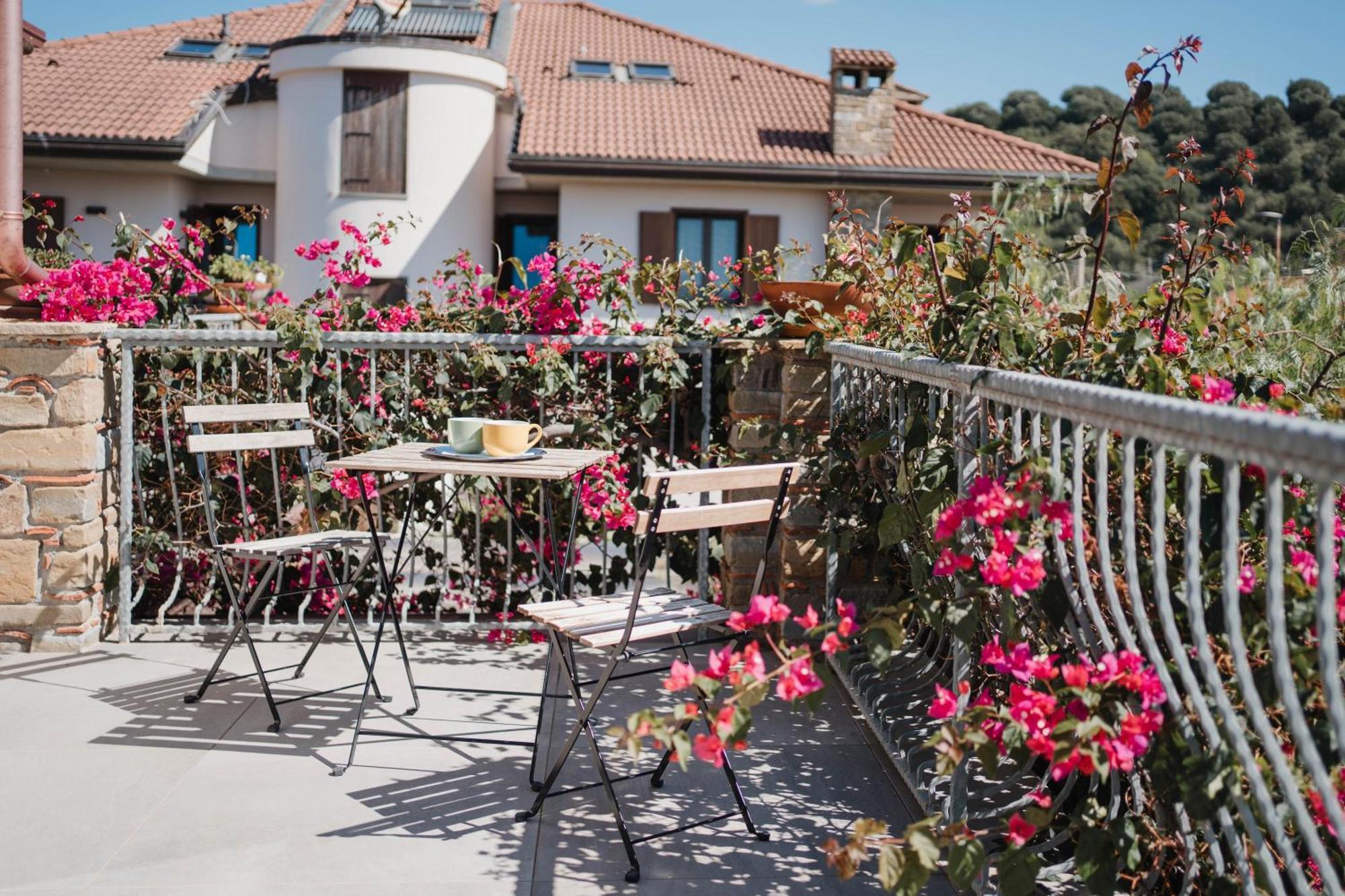 Villa Di Marinella أسشيا المظهر الخارجي الصورة