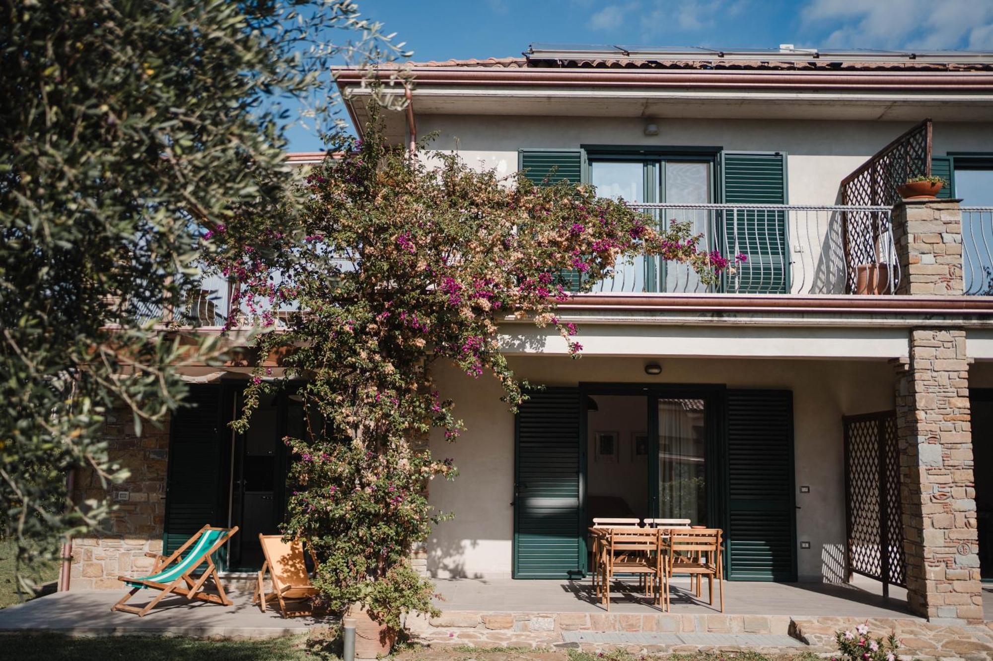 Villa Di Marinella أسشيا المظهر الخارجي الصورة