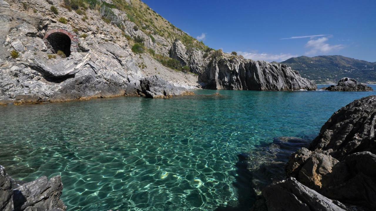 Villa Di Marinella أسشيا المظهر الخارجي الصورة